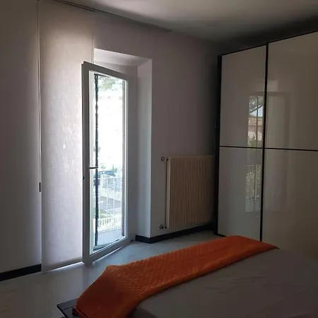 Holiday home Casa Ellie - Con Giardino E Posto Auto Privati