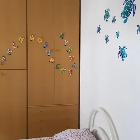 Nyaraló Casa Ellie - Con Giardino E Posto Auto Privati