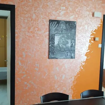 Casa Ellie - Con Giardino E Posto Auto Privati غرادو